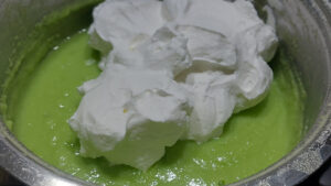 crema alla menta con panna montata