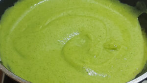padella con crema di zucchine