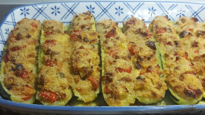 zucchine farcite alla mediterranea cotte