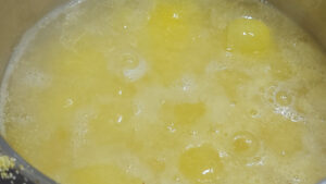 farina di mais con acqua