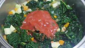 ingredienti e pomodoro