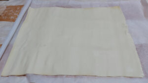 pasta sfoglia rettangolare stesa