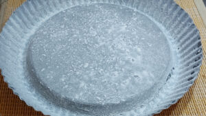 stampo furbo per crostata imburrato e infarinato