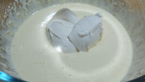 uova montate con aggiunta di mascarpone