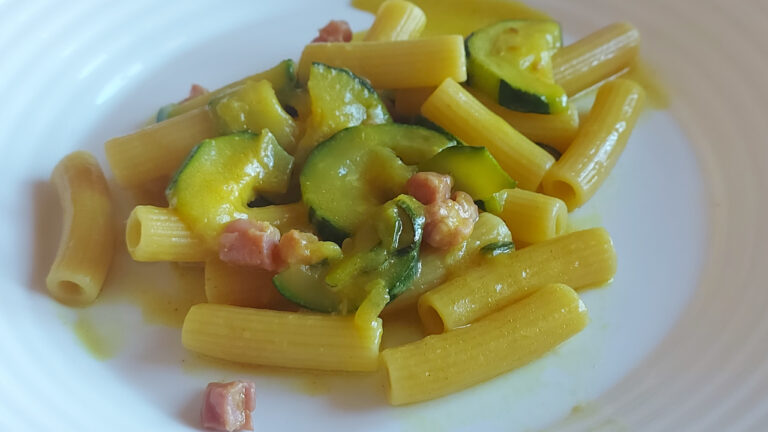pasta cremosa alle zucchine