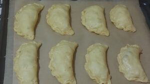 empanadas argentine crude